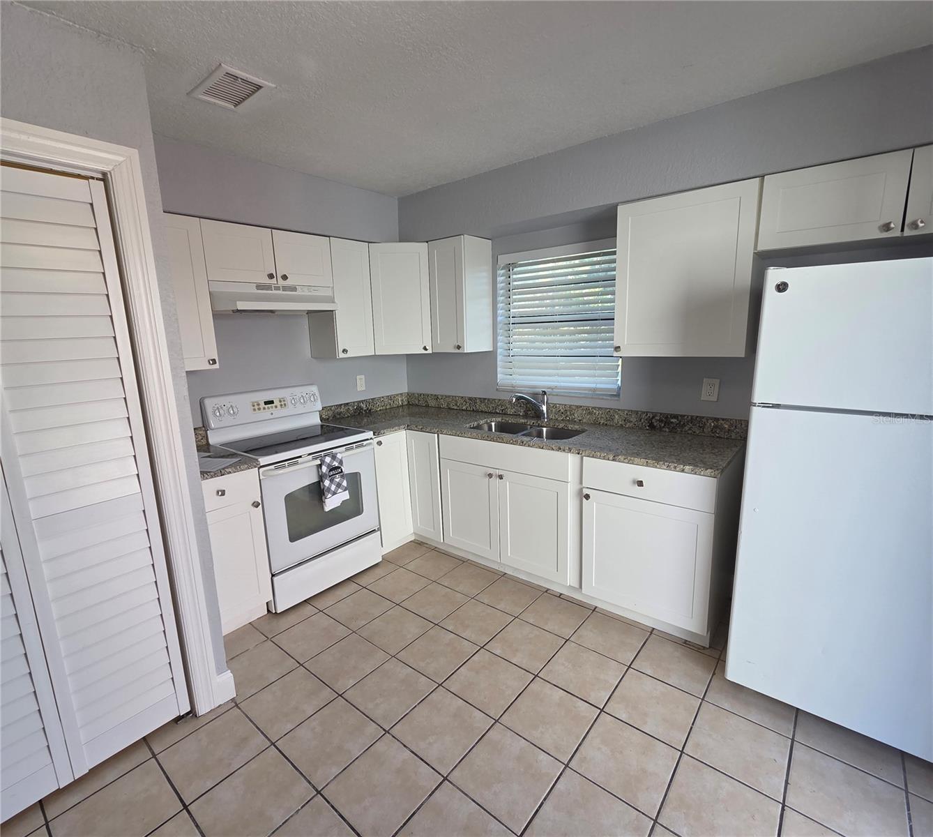 UNPLATTED - Residential Lease