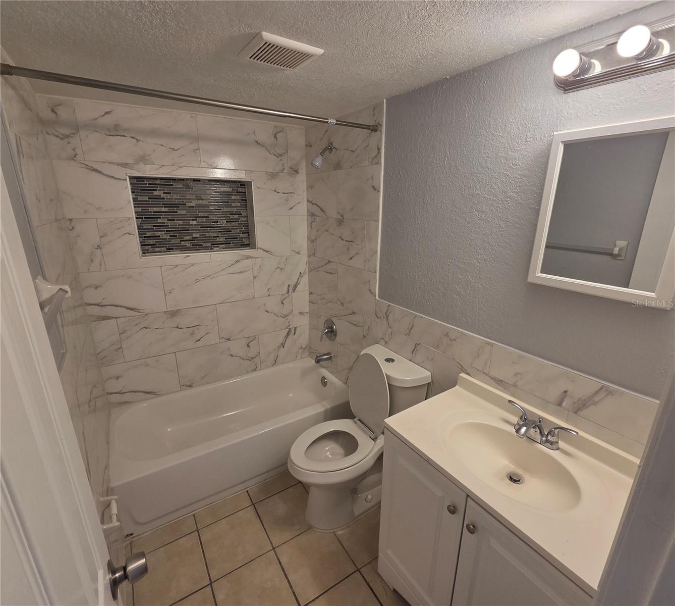 UNPLATTED - Residential Lease
