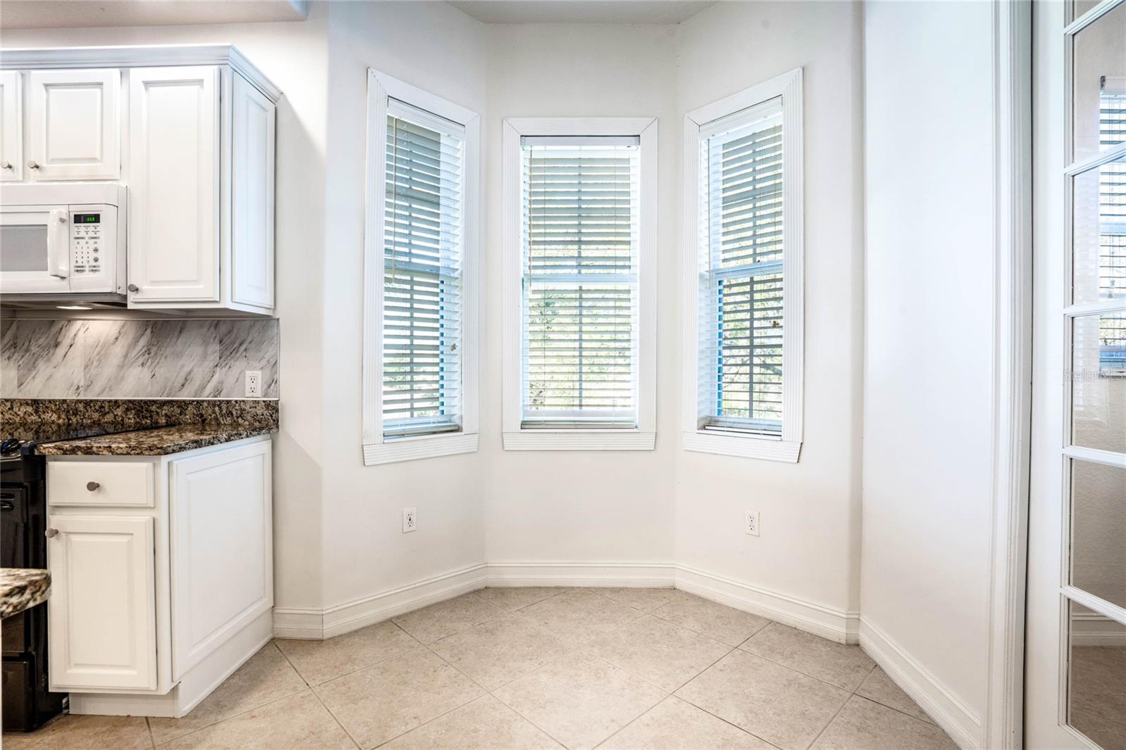 HOWEY IN HILLS MISSION CARMEL CONDO U - Residential