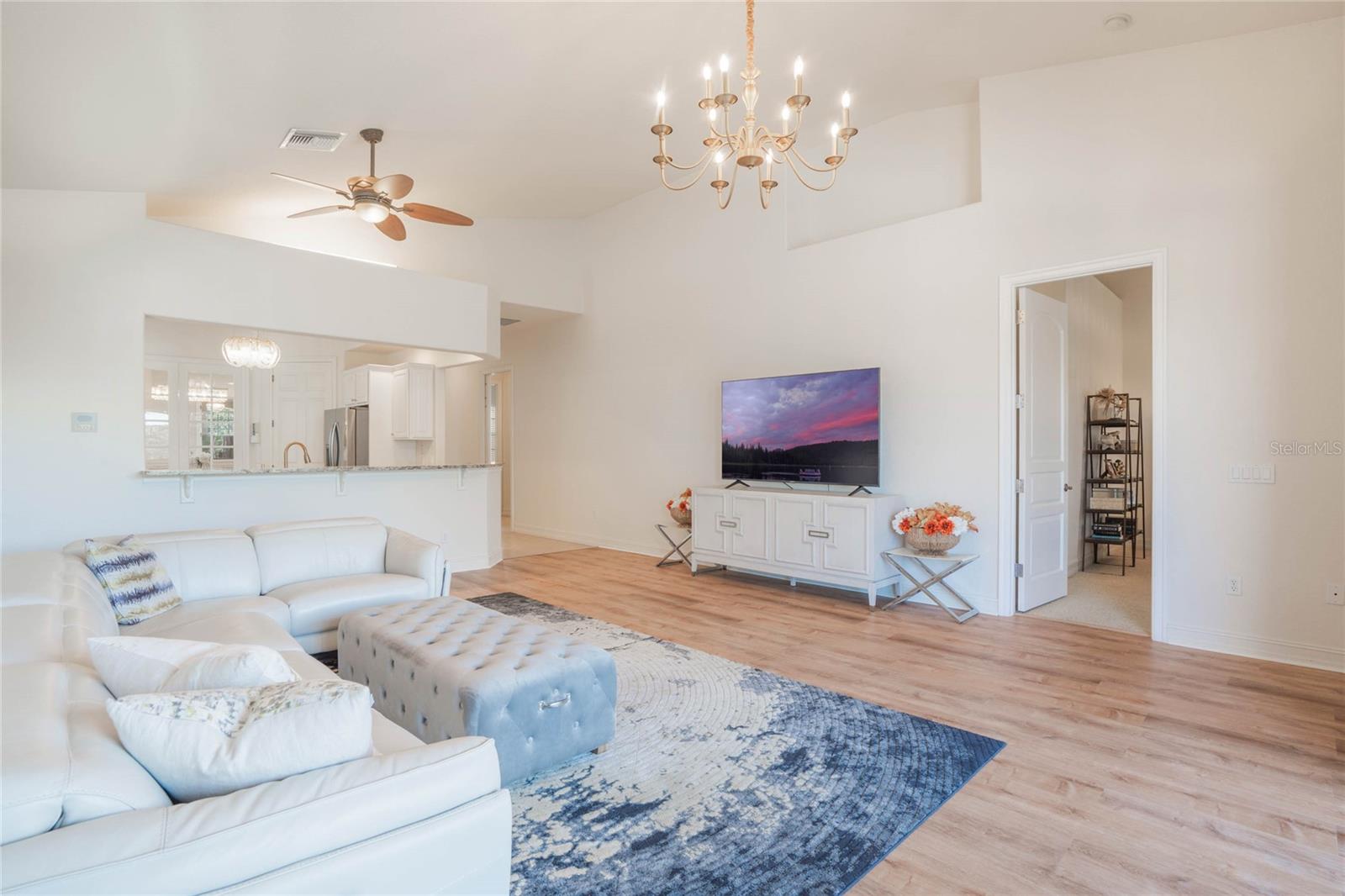 HOWEY IN HILLS MISSION CARMEL CONDO U - Residential