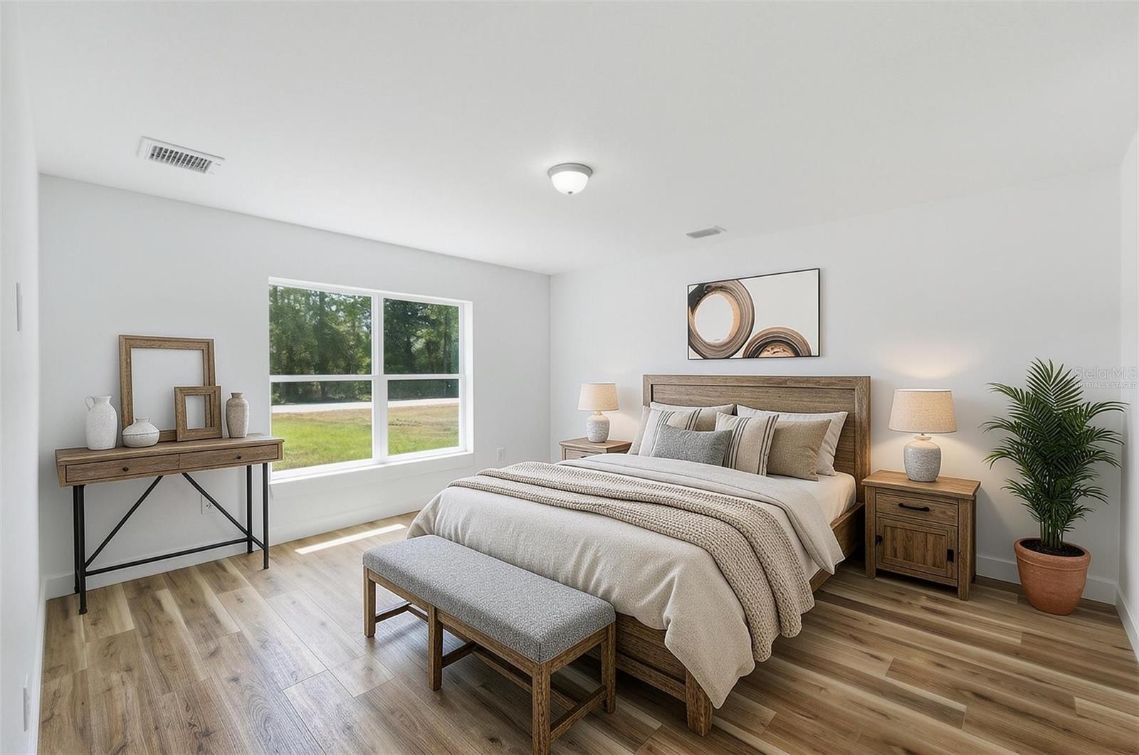 ROYAL HIGHLANDS - Residential