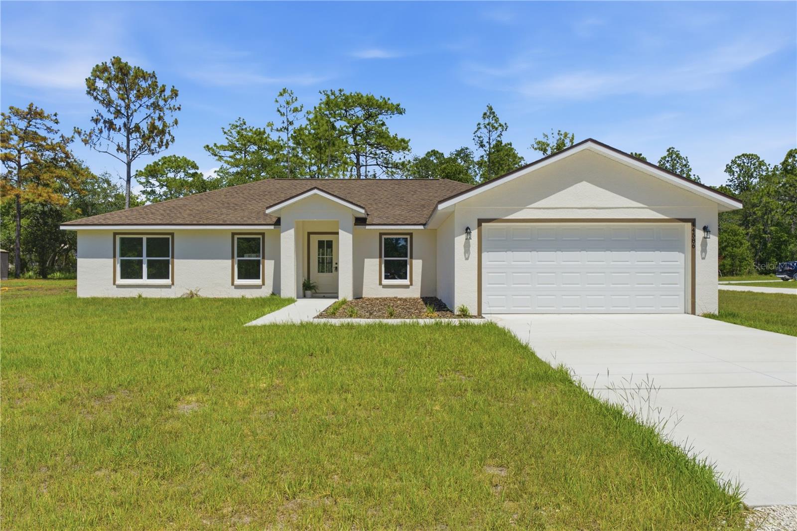 ROYAL HIGHLANDS - Residential