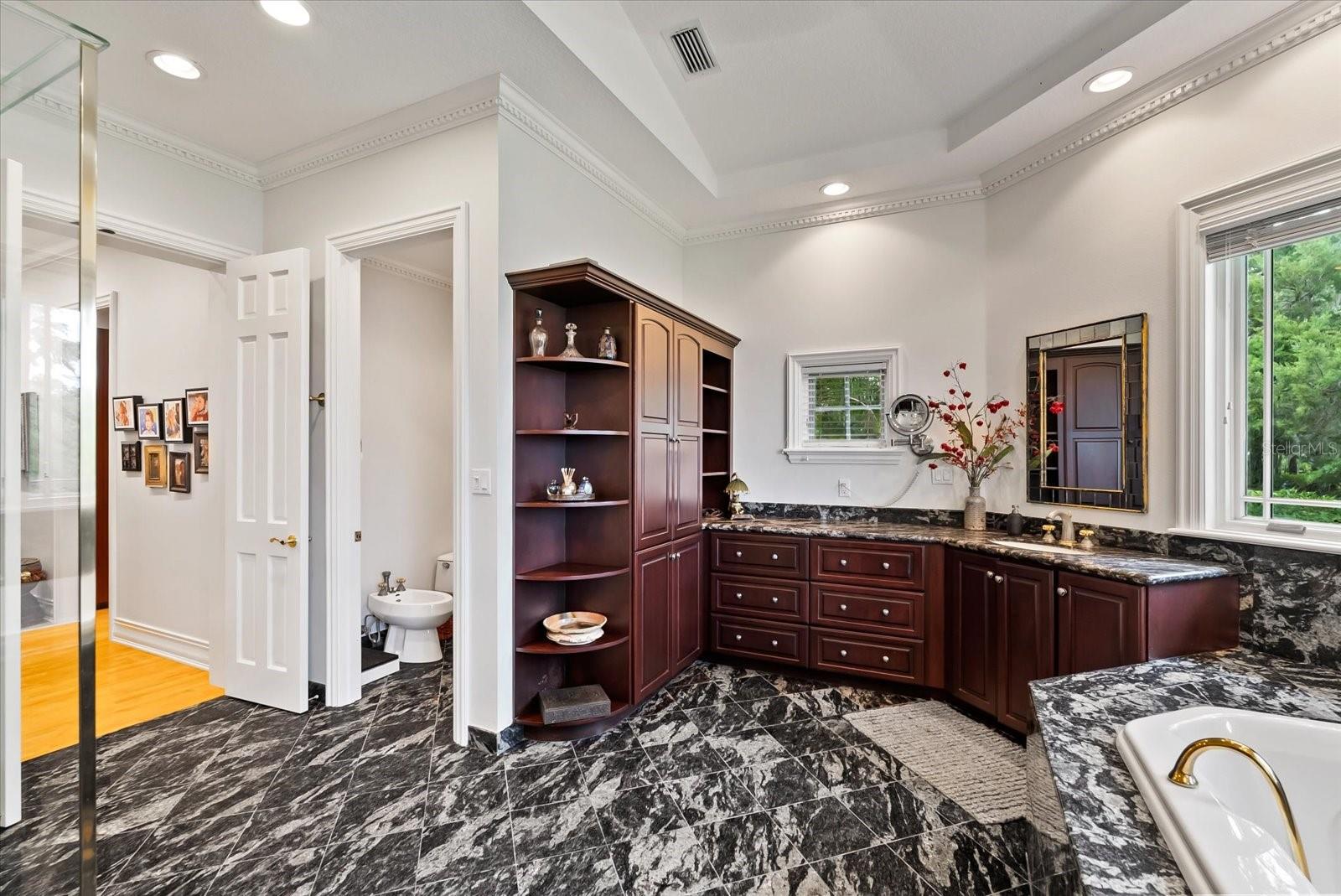 RIDGELAND - Residential