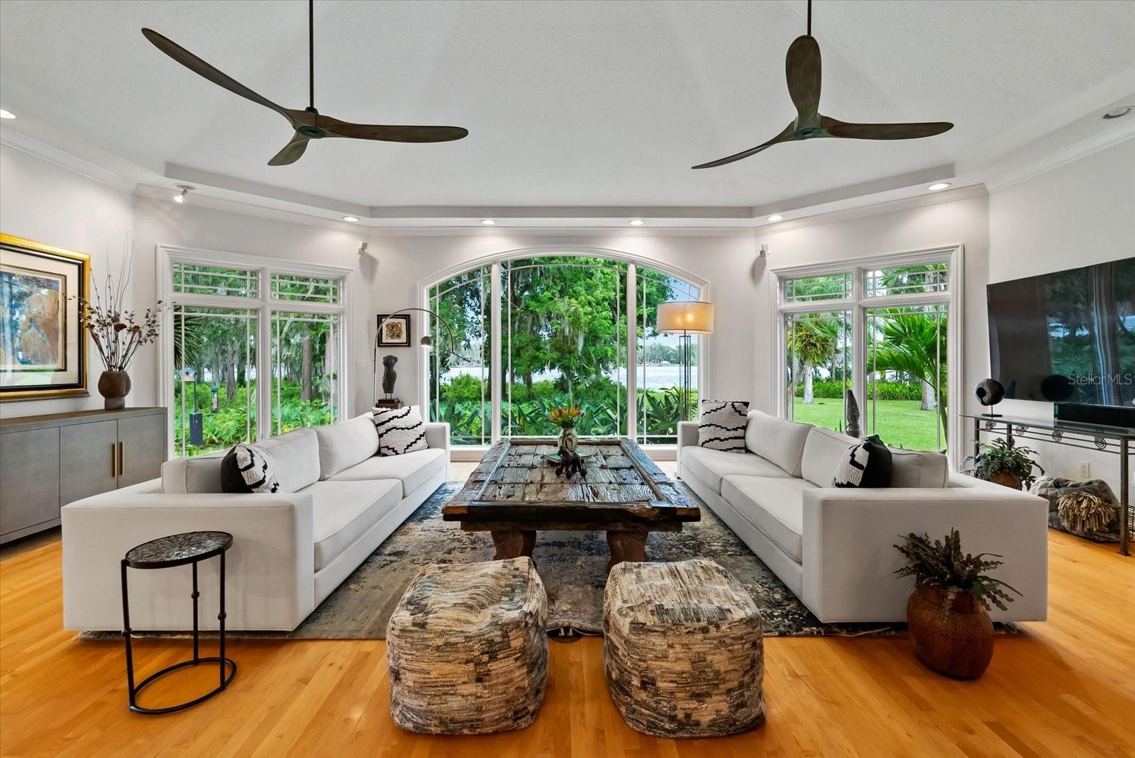 RIDGELAND - Residential