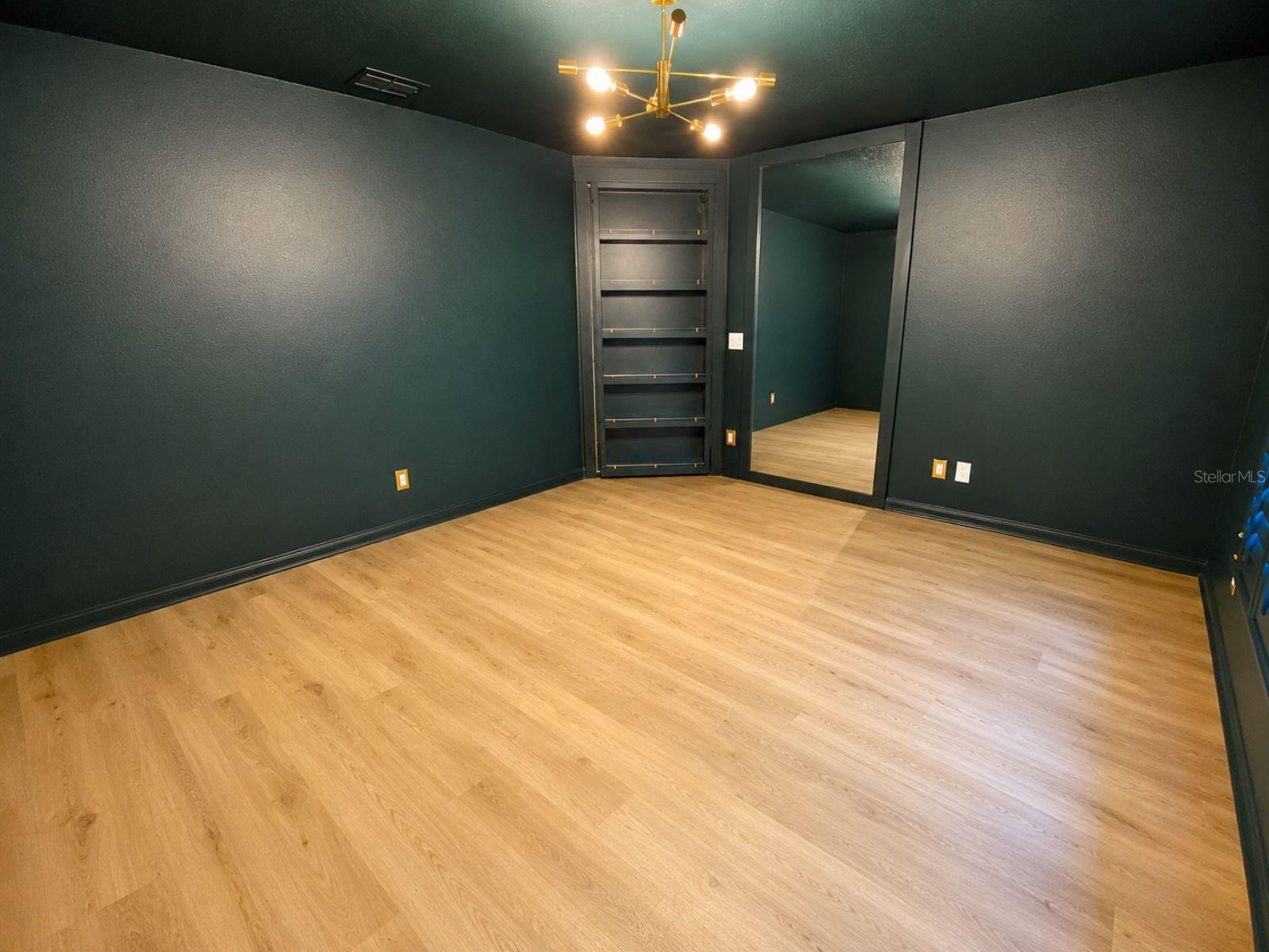 CHRISTIANA GARDENS - Residential