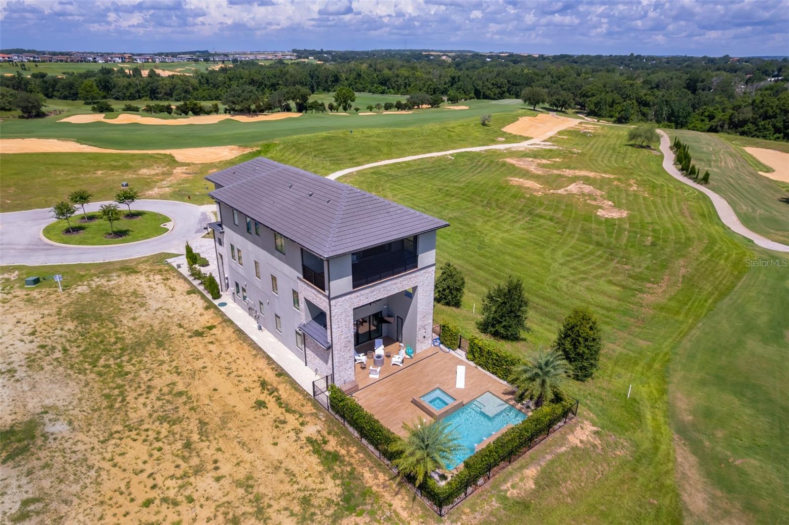 BELLA COLLINA WEST SUB - Residential