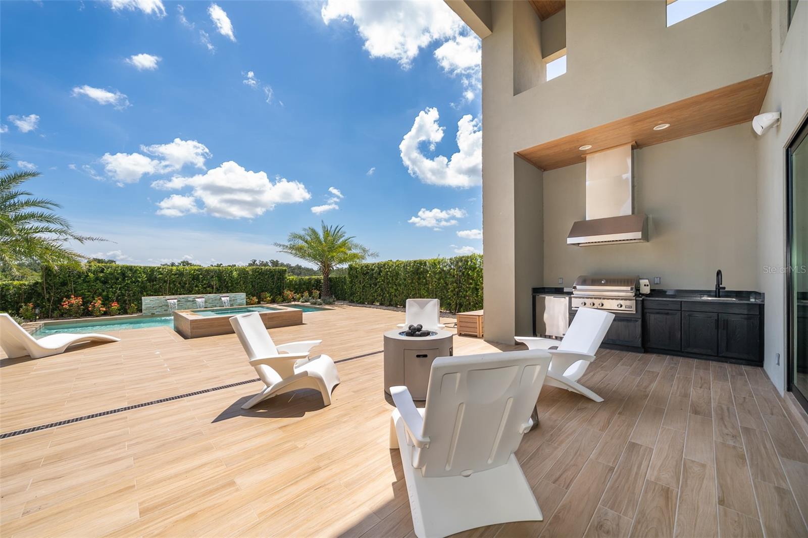 BELLA COLLINA WEST SUB - Residential