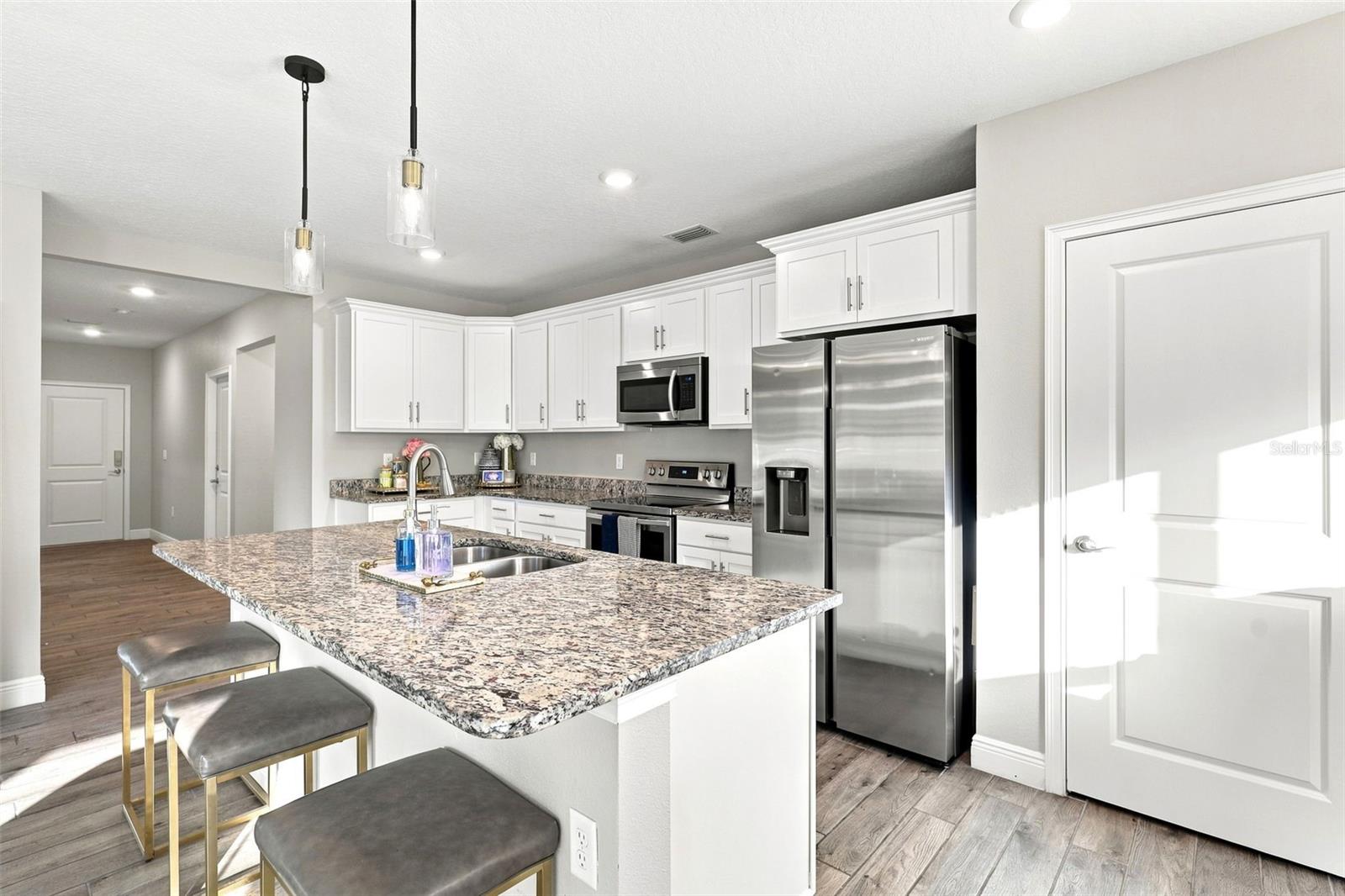 RIVERSIDE ESTATES - Residential