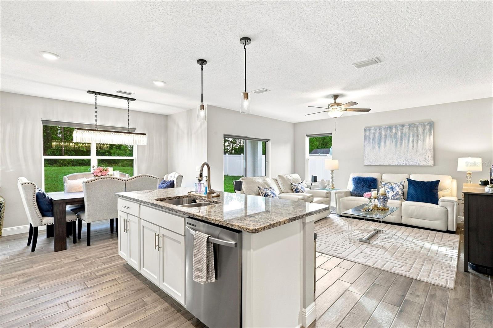 RIVERSIDE ESTATES - Residential