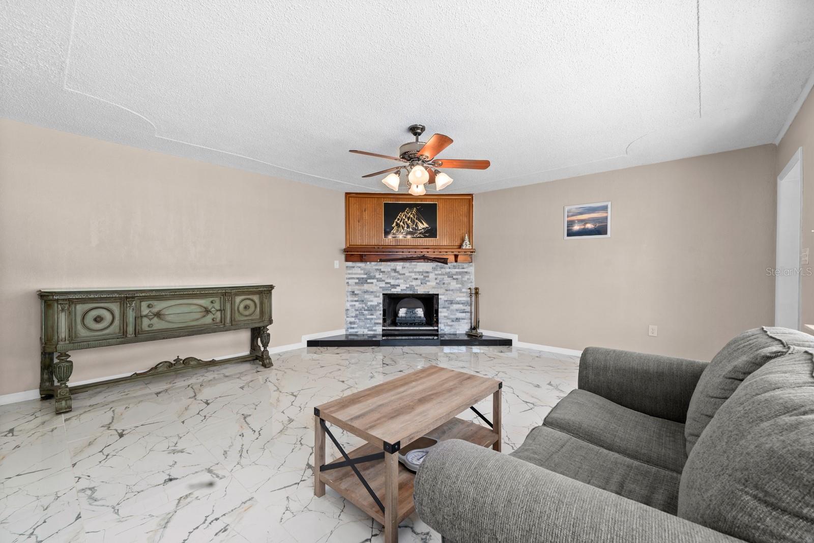 RIVER HAVEN - Residential