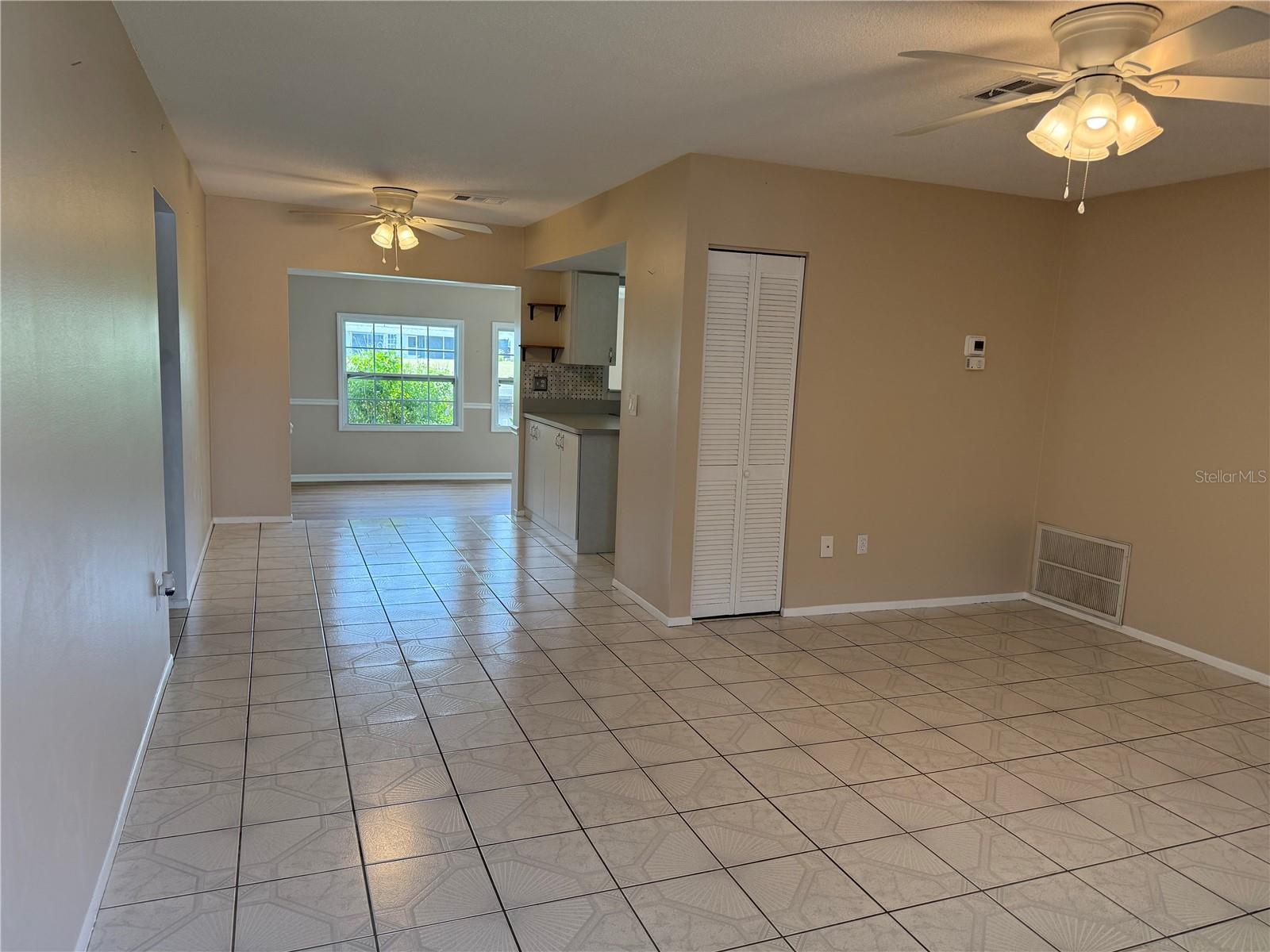 PORT CHARLOTTE SUB 42 - Residential Lease