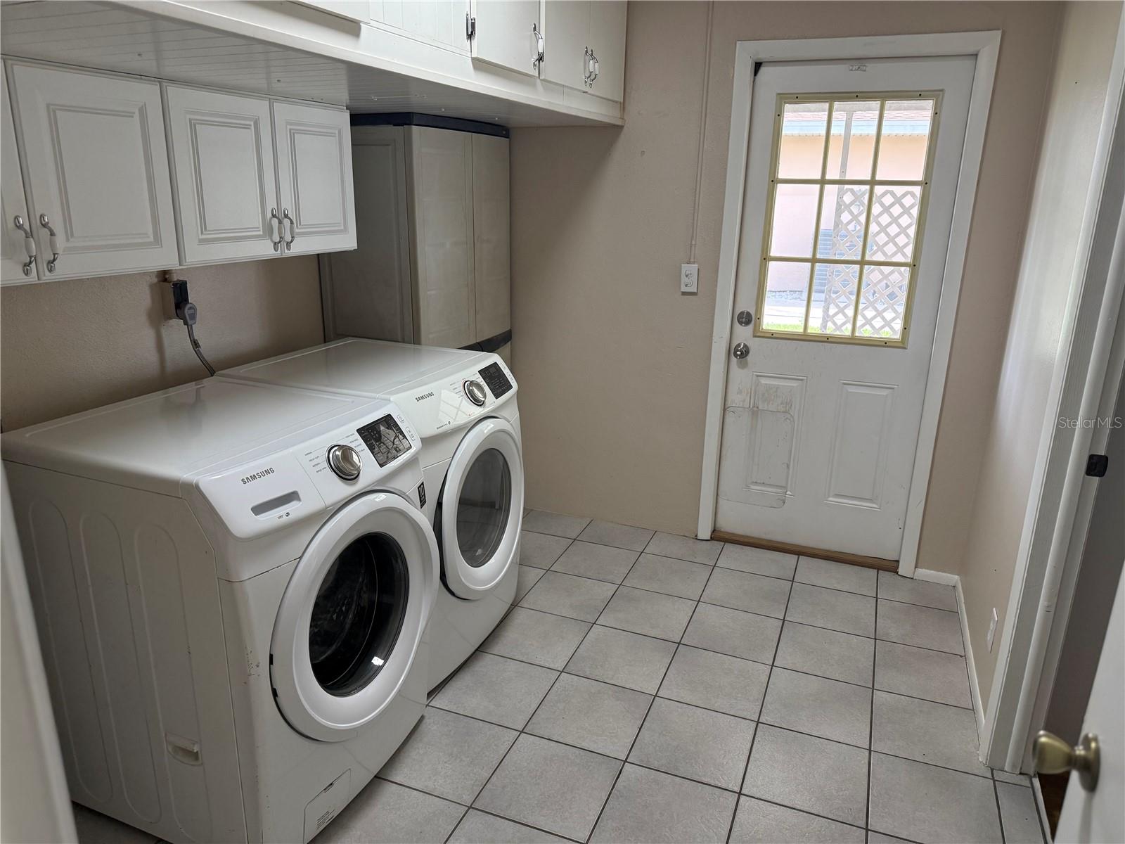 PORT CHARLOTTE SUB 42 - Residential Lease