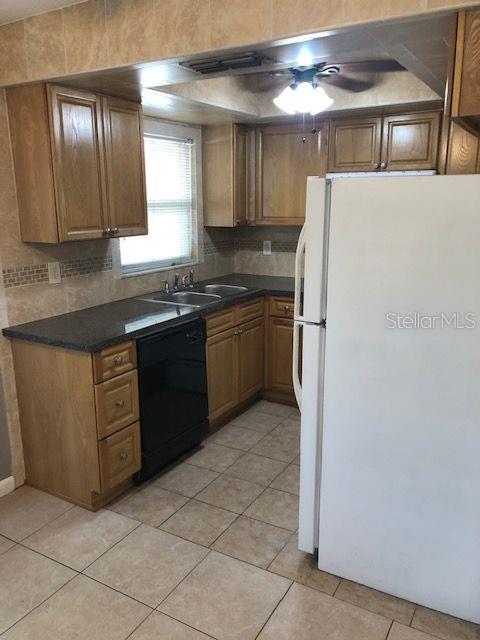 WEST SEMINOLE TERRACE - Residential Lease