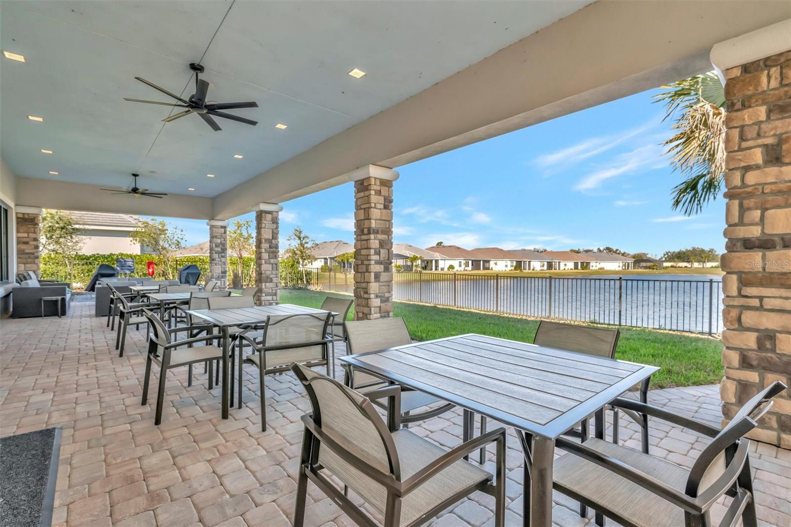 ESPLANADE NORTH AT ARTISAN LAKES SUBPH I - Residential