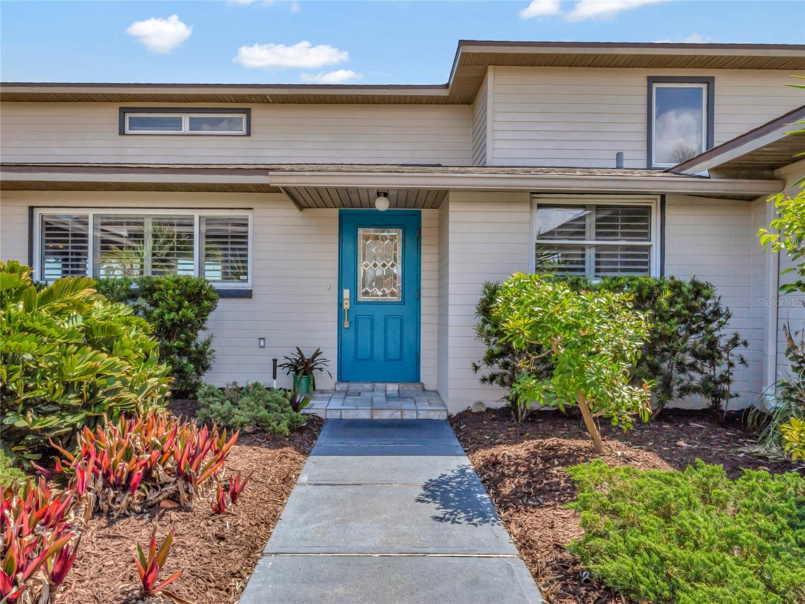 SILVER SANDS - Residential