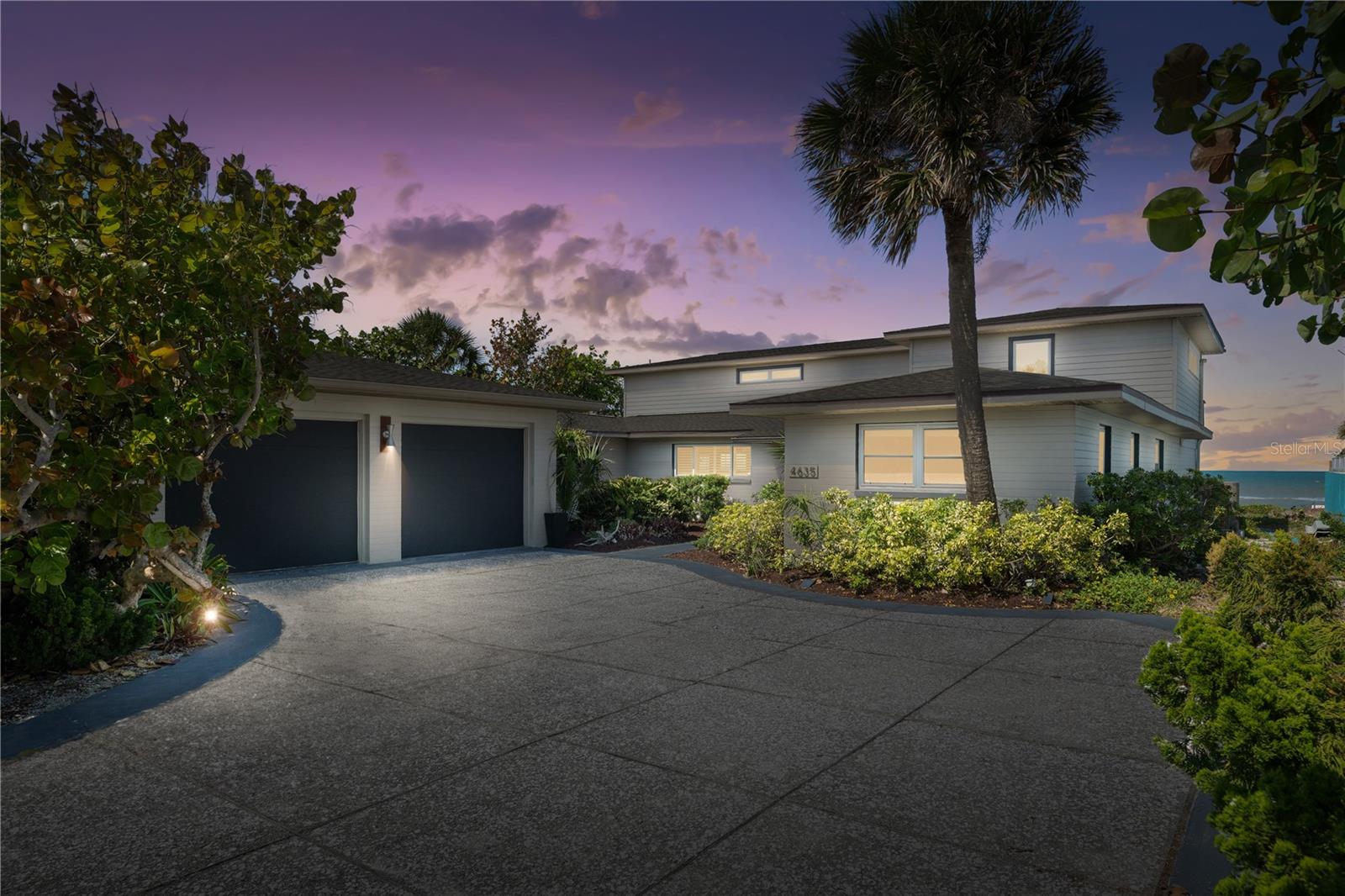 SILVER SANDS - Residential