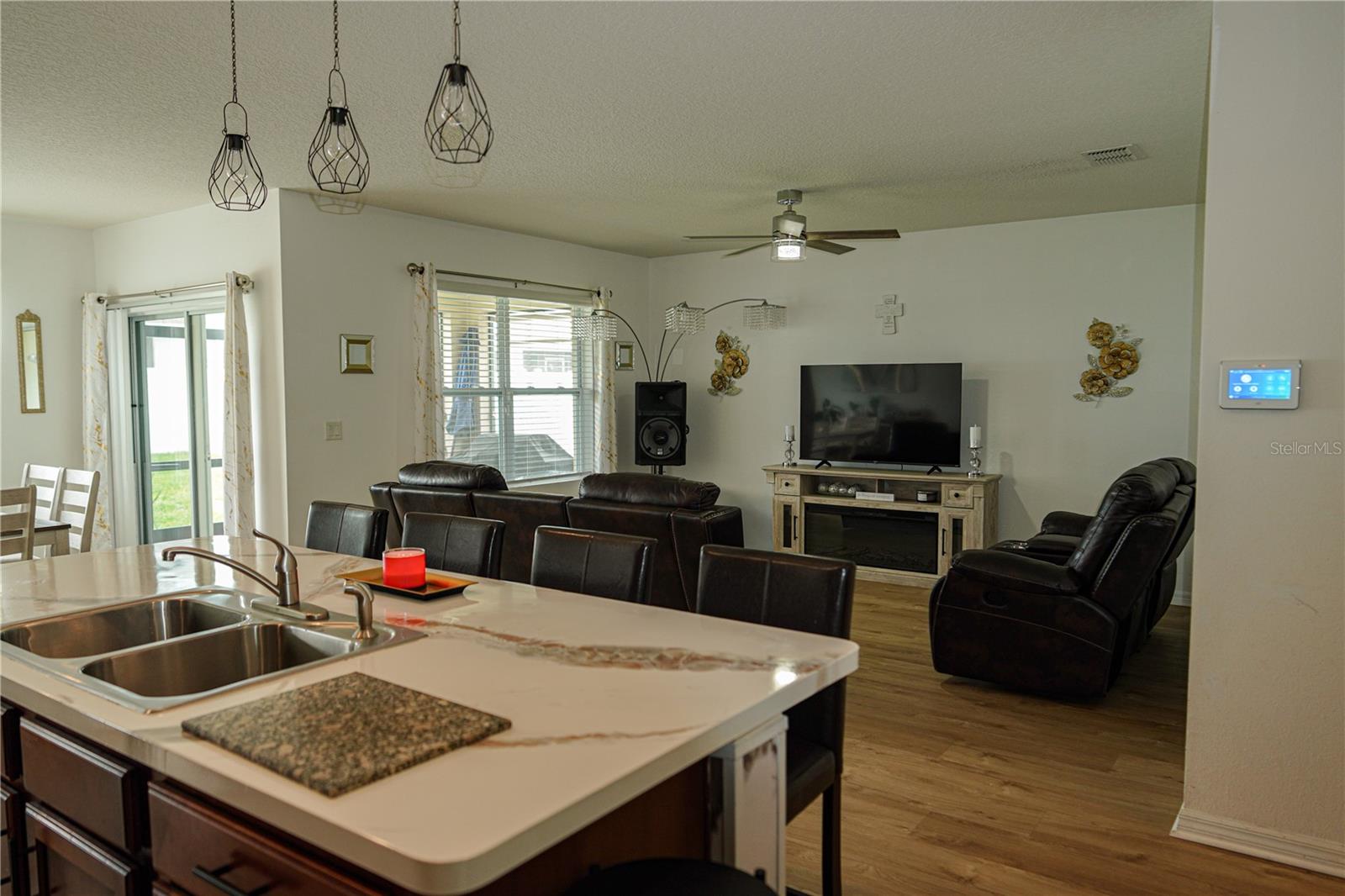 LAKESIDE LNDGS PH 3 - Residential