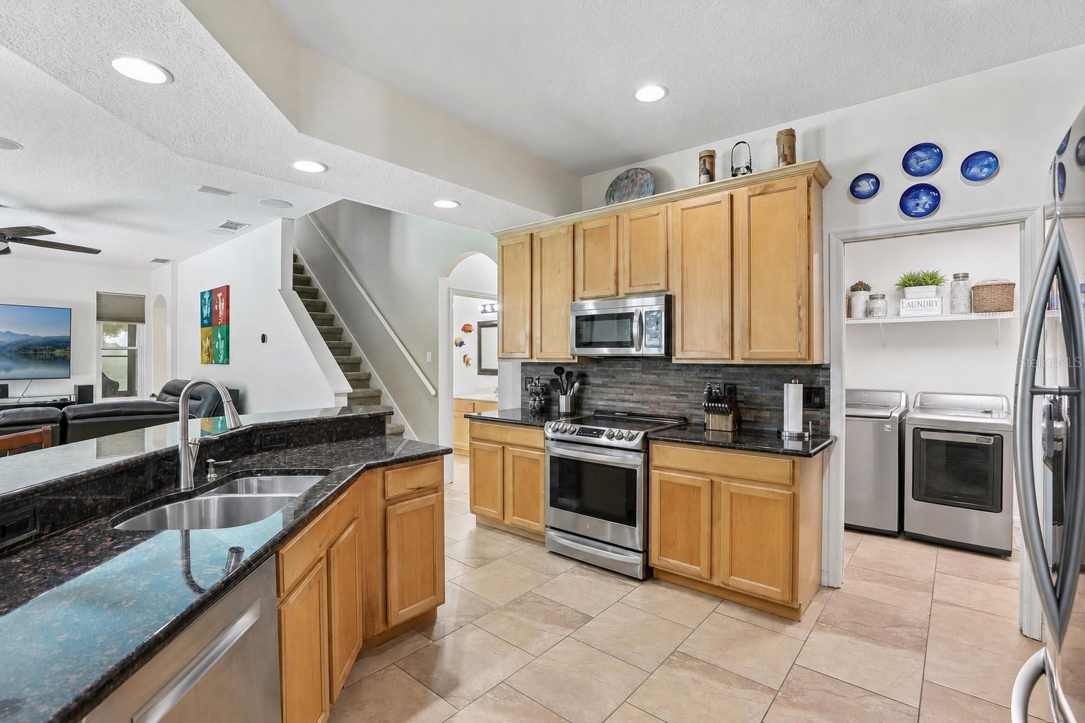 WINTERMERE POINTE - Residential