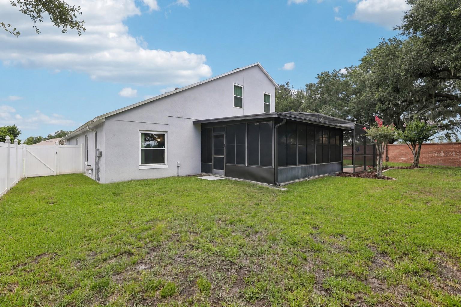 WINTERMERE POINTE - Residential