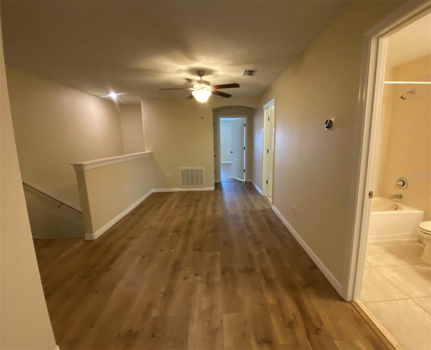 VERANDAH TWNHMS - Residential Lease