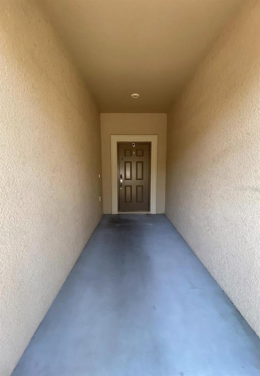 VERANDAH TWNHMS - Residential Lease