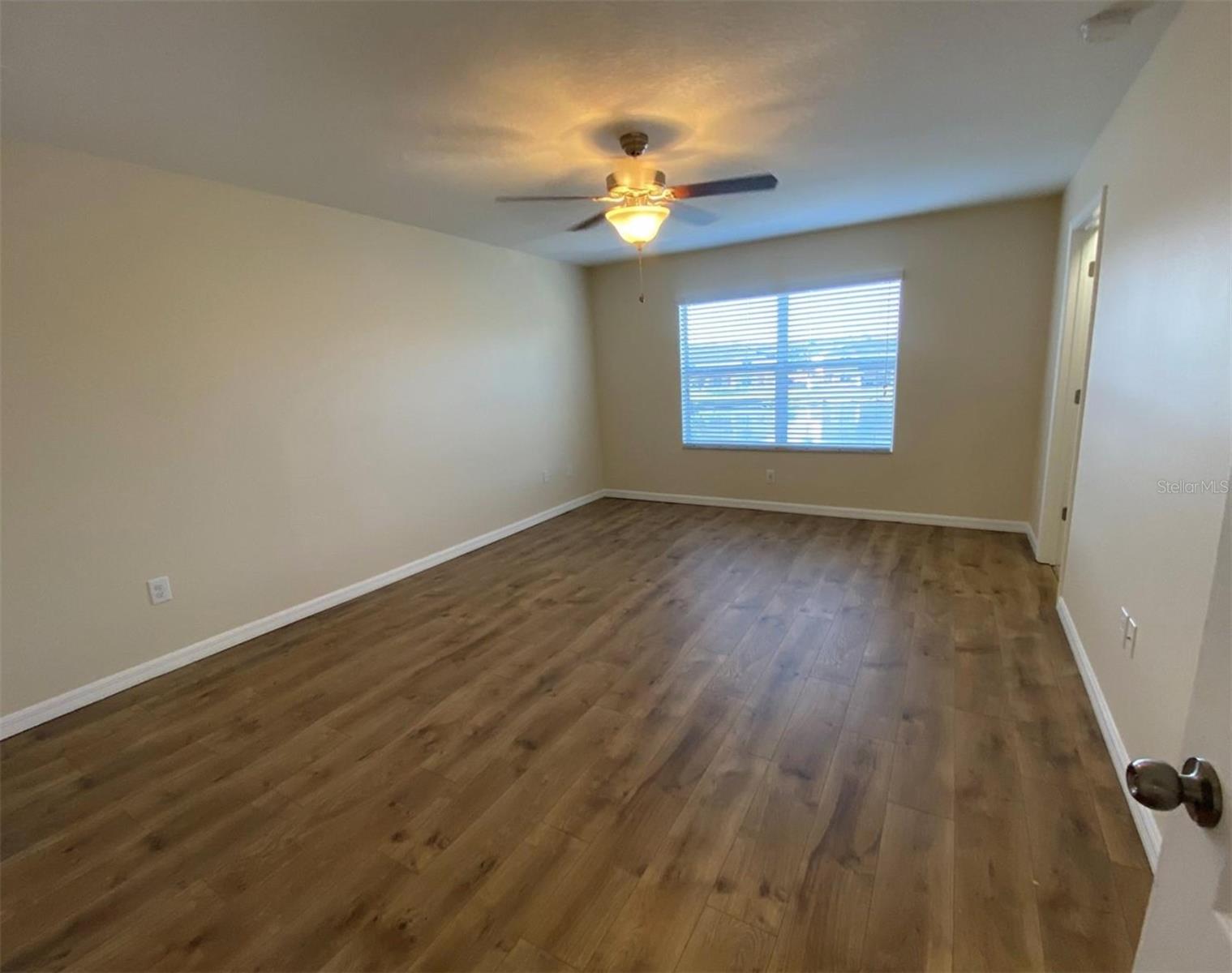 VERANDAH TWNHMS - Residential Lease