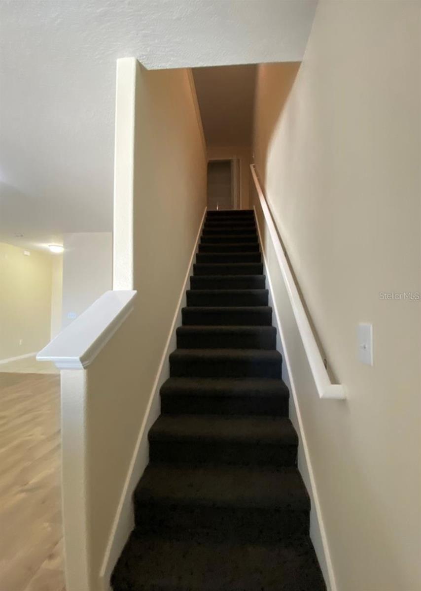 VERANDAH TWNHMS - Residential Lease