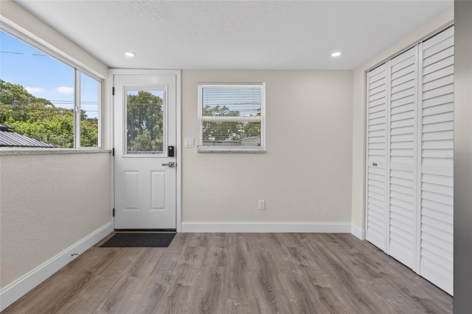 PILLSBURY PARK - Residential