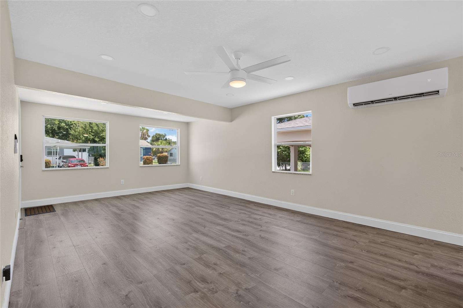 PILLSBURY PARK - Residential