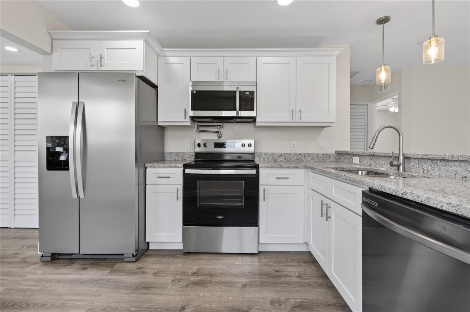 PILLSBURY PARK - Residential