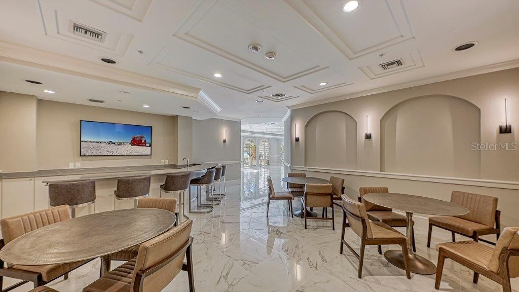 L AMBIANCE AT LONGBOAT KEY CLUB PH 02 - Residential