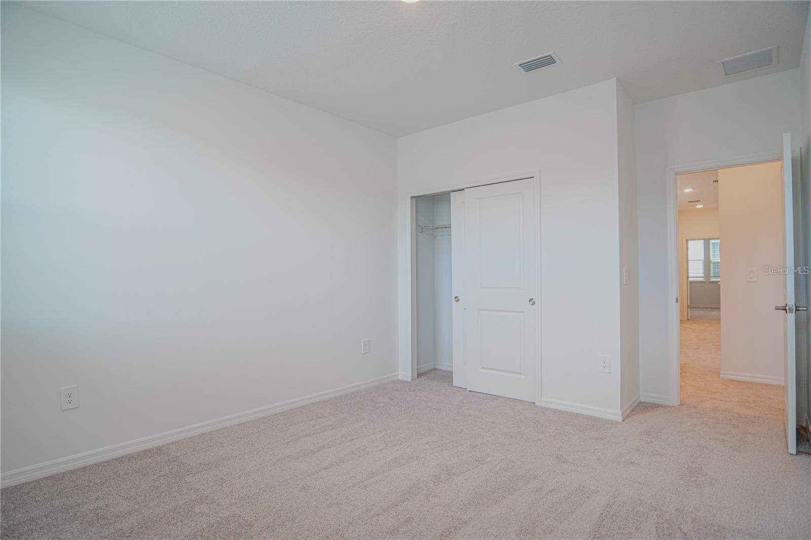 HARVEST/OVATION - Residential Lease
