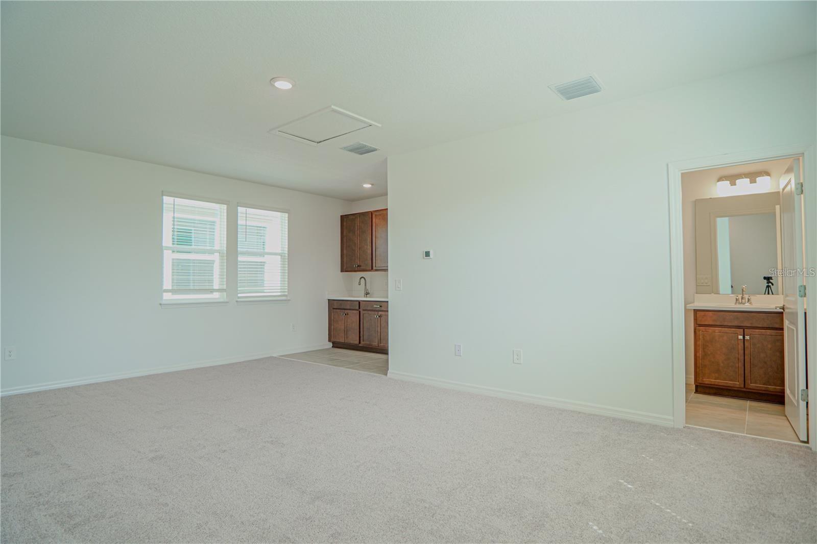 HARVEST/OVATION - Residential Lease