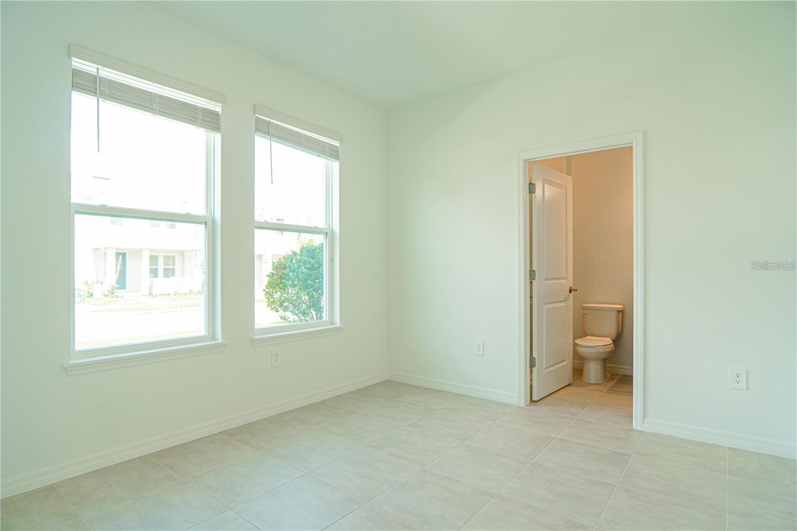 HARVEST/OVATION - Residential Lease