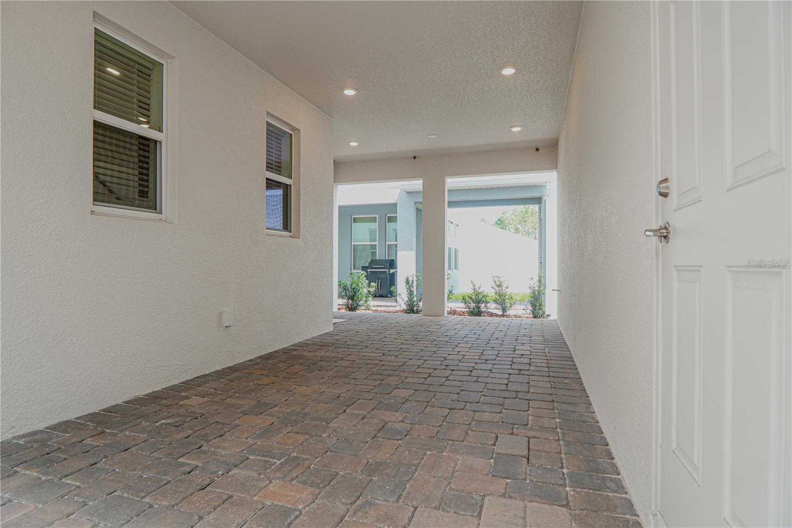 HARVEST/OVATION - Residential Lease