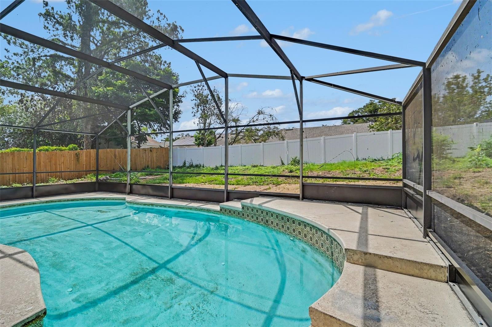 RAINTREE PLACE PH 01 - Residential
