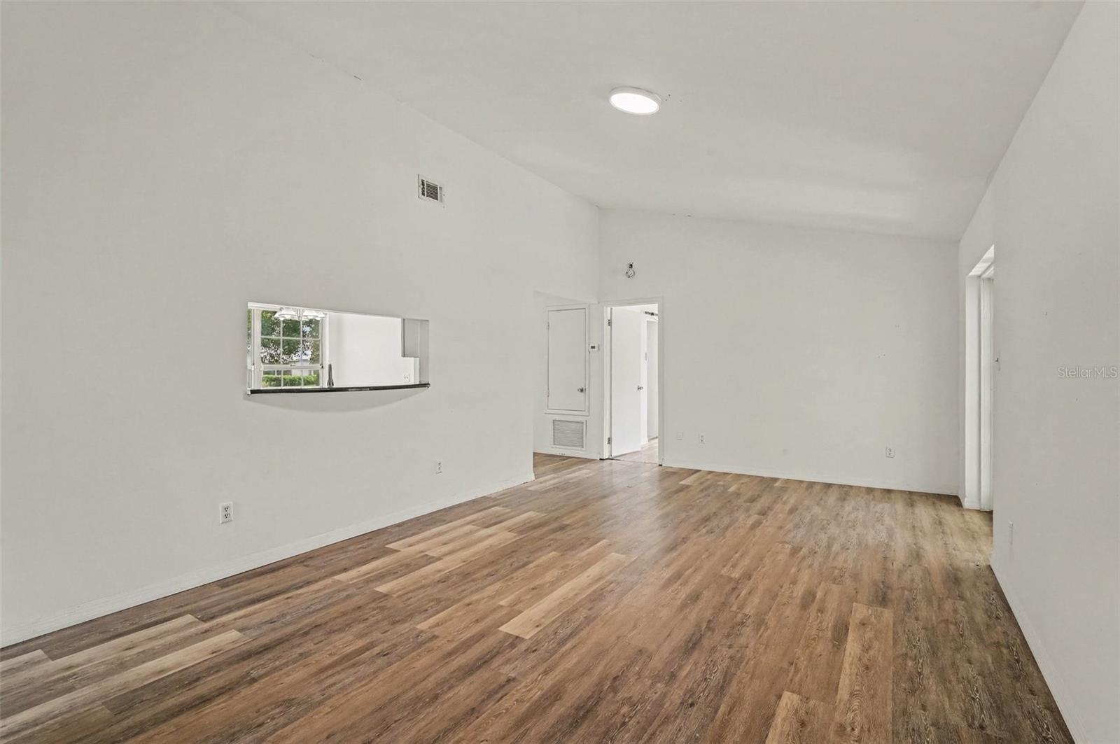 RAINTREE PLACE PH 01 - Residential