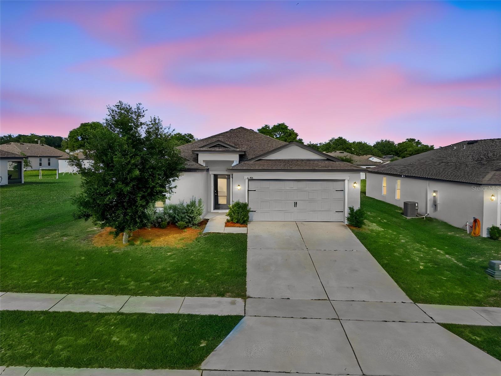 LAKE JACKSON RIDGE - Residential