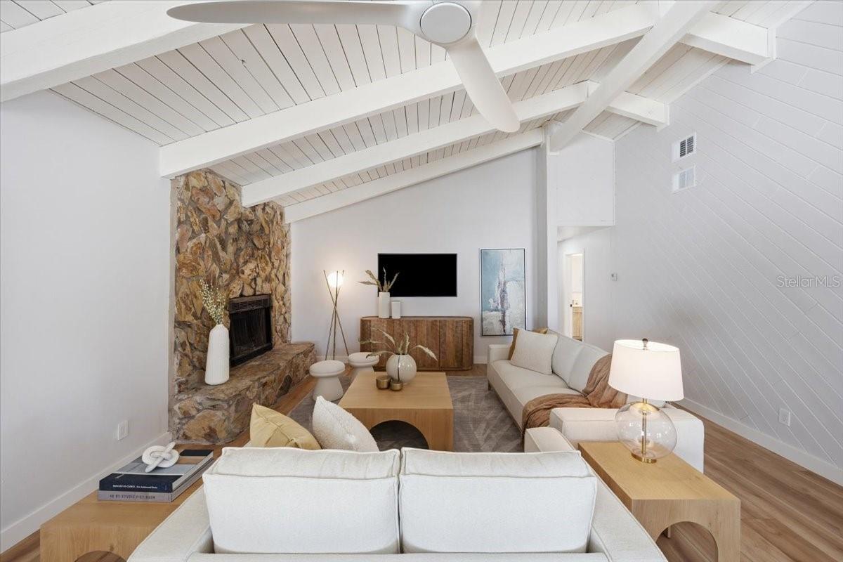 RIO VISTA - Residential