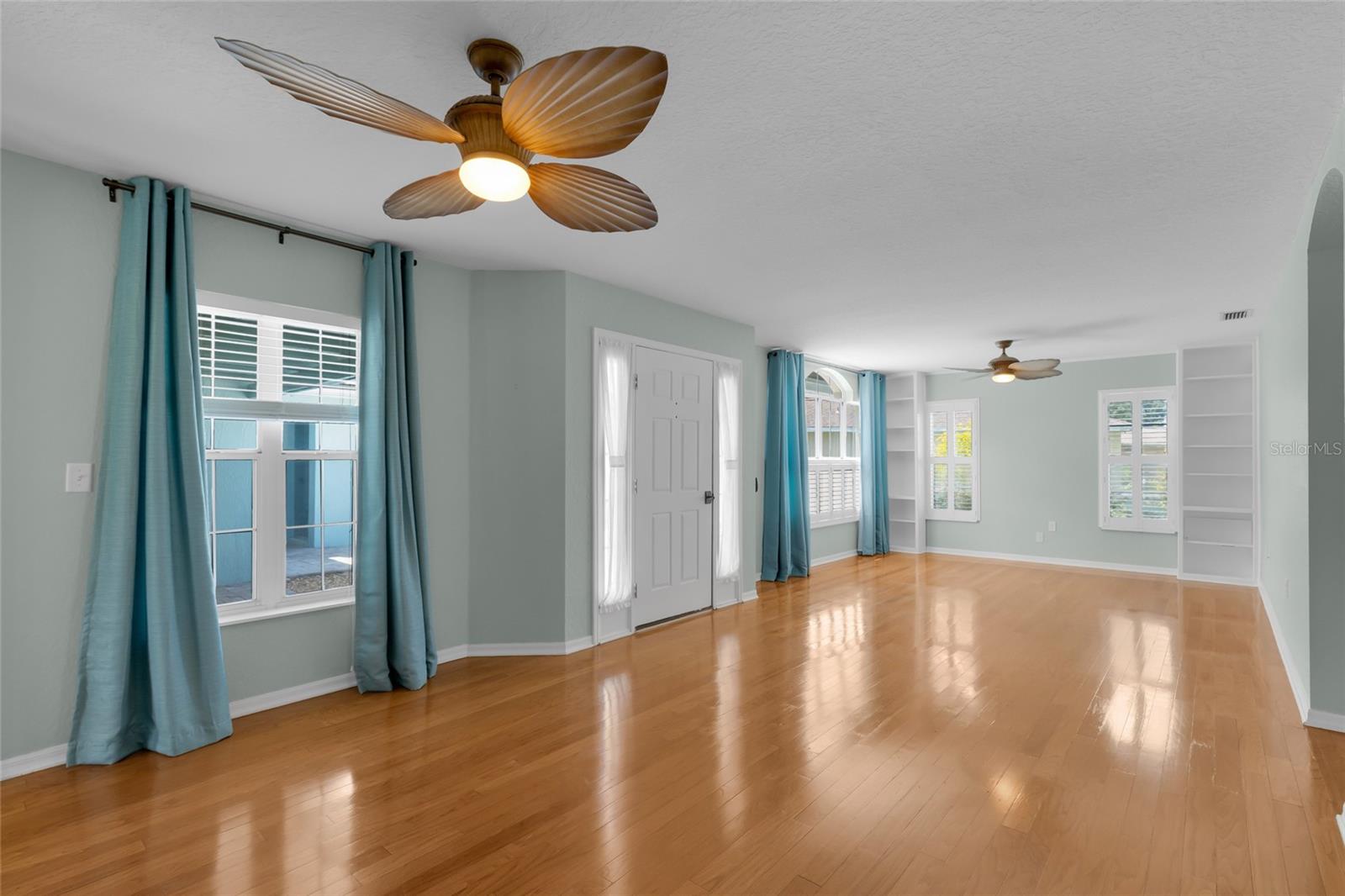 OAK RUN HILLSIDE - Residential