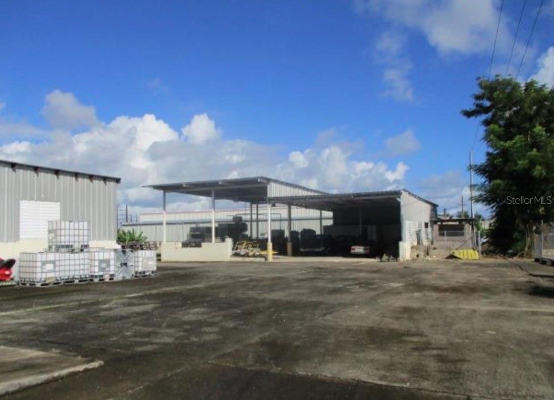 MARTIN GONZALEZ INDUSTRIAL PARK - Commercial Sale