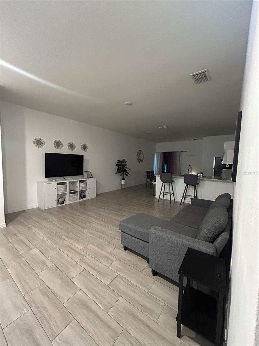 ANGEBILT ADD - Residential Lease