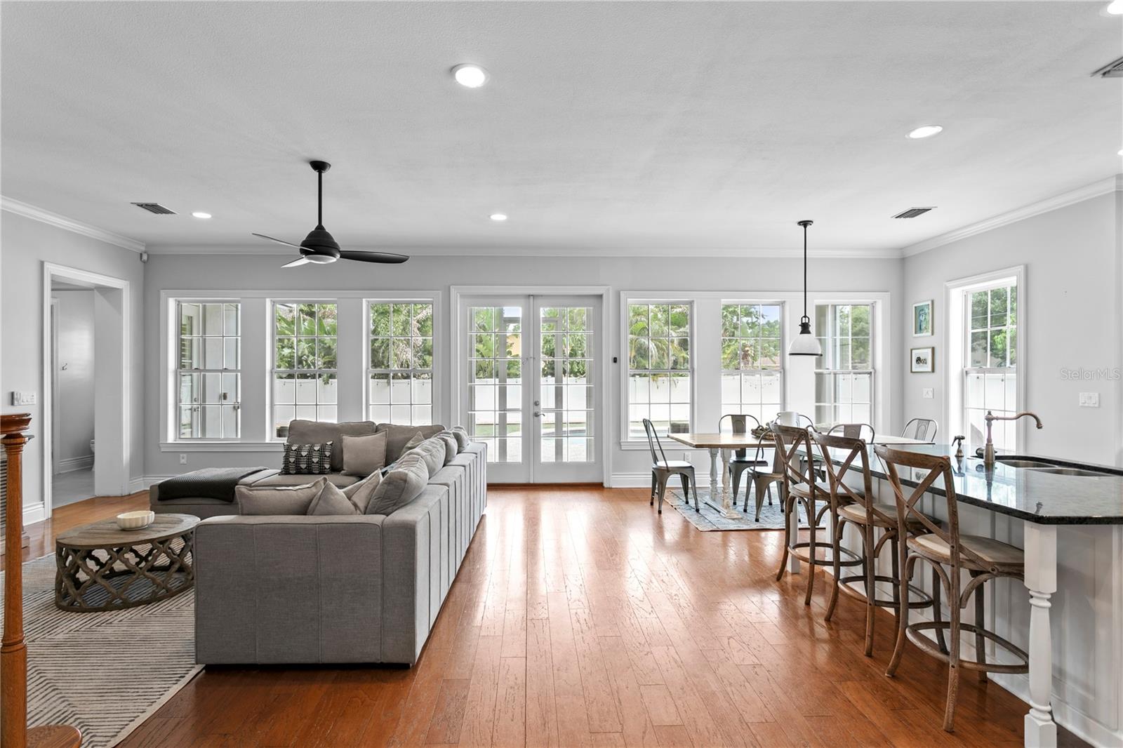 MARYLAND MANOR 2ND UNIT - Residential