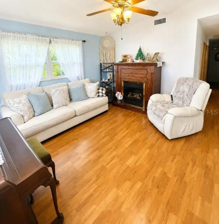 BRANDY HILLS UNIT 01 - Residential