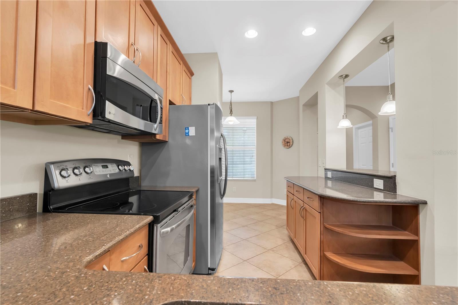 SOUTH HAMPTON - Residential