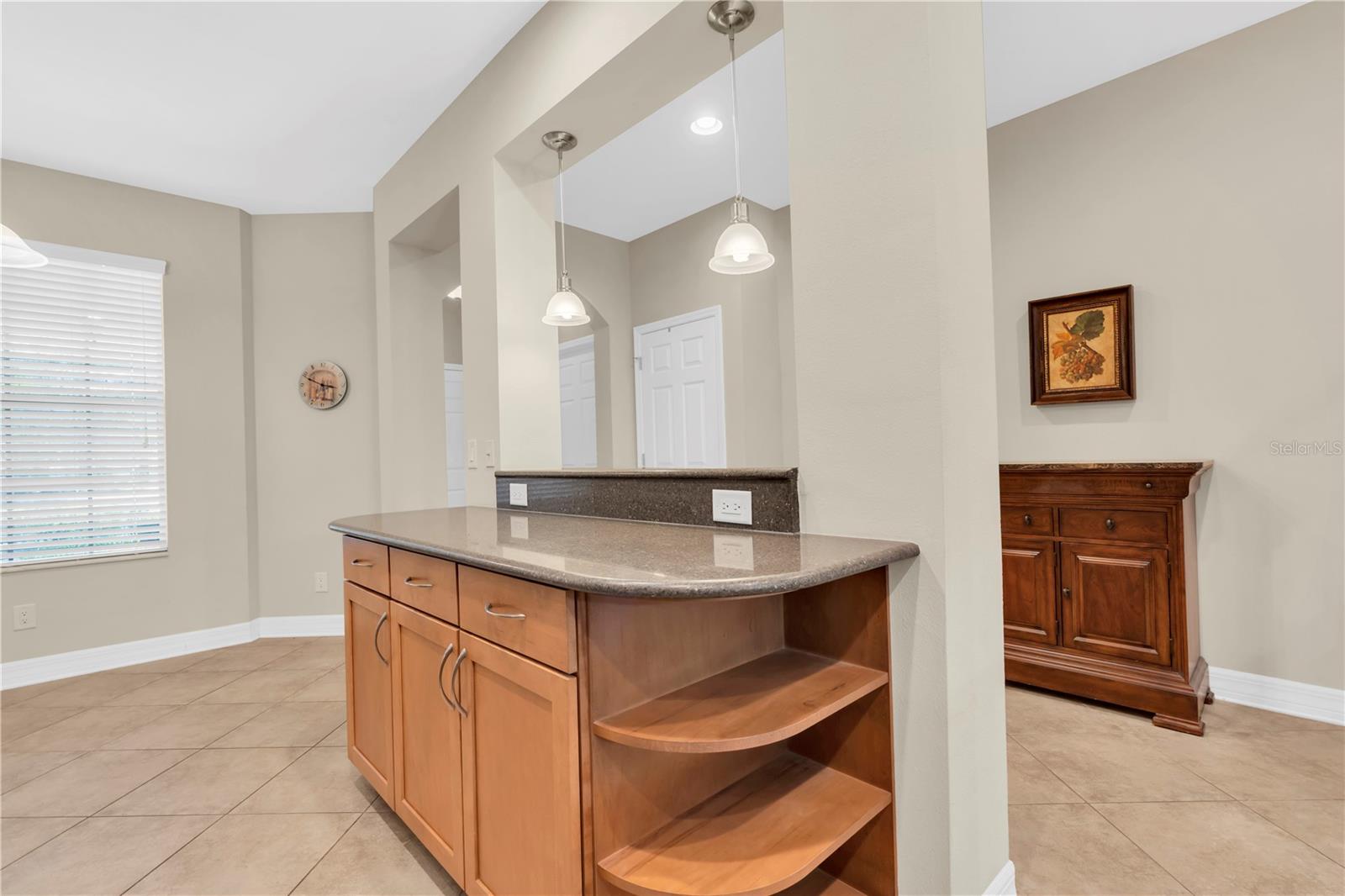 SOUTH HAMPTON - Residential