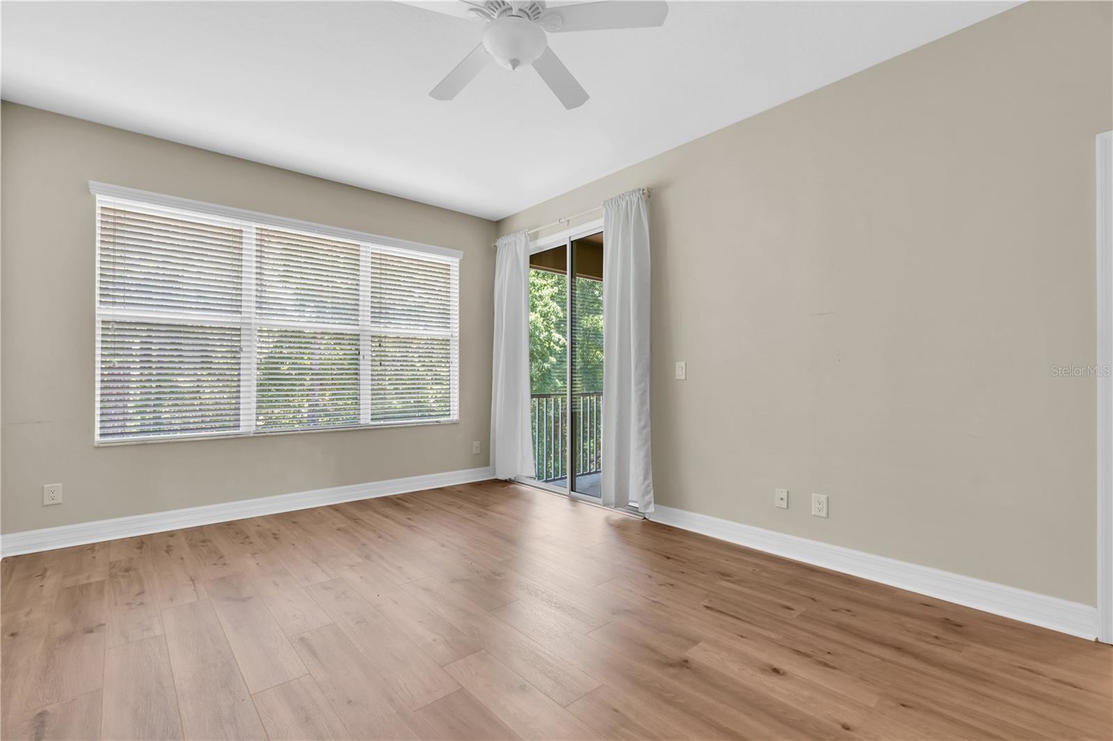 SOUTH HAMPTON - Residential