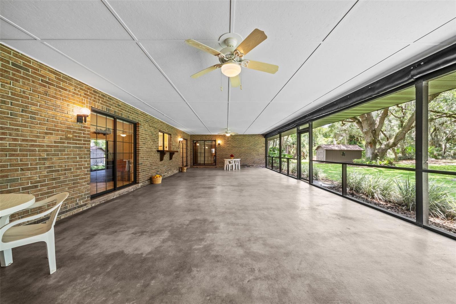 COUNTRY RIVER ESTATES - Residential
