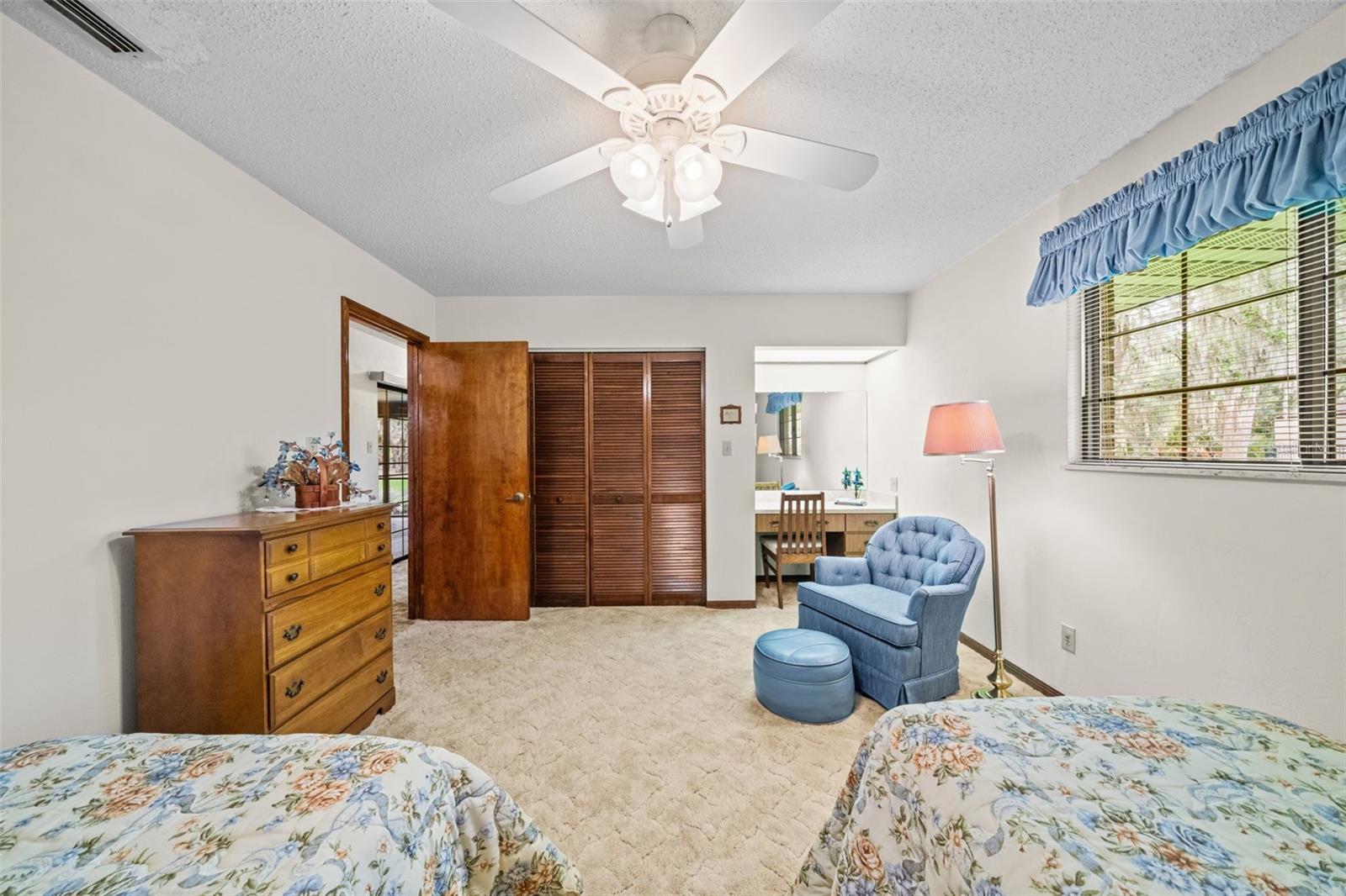 COUNTRY RIVER ESTATES - Residential