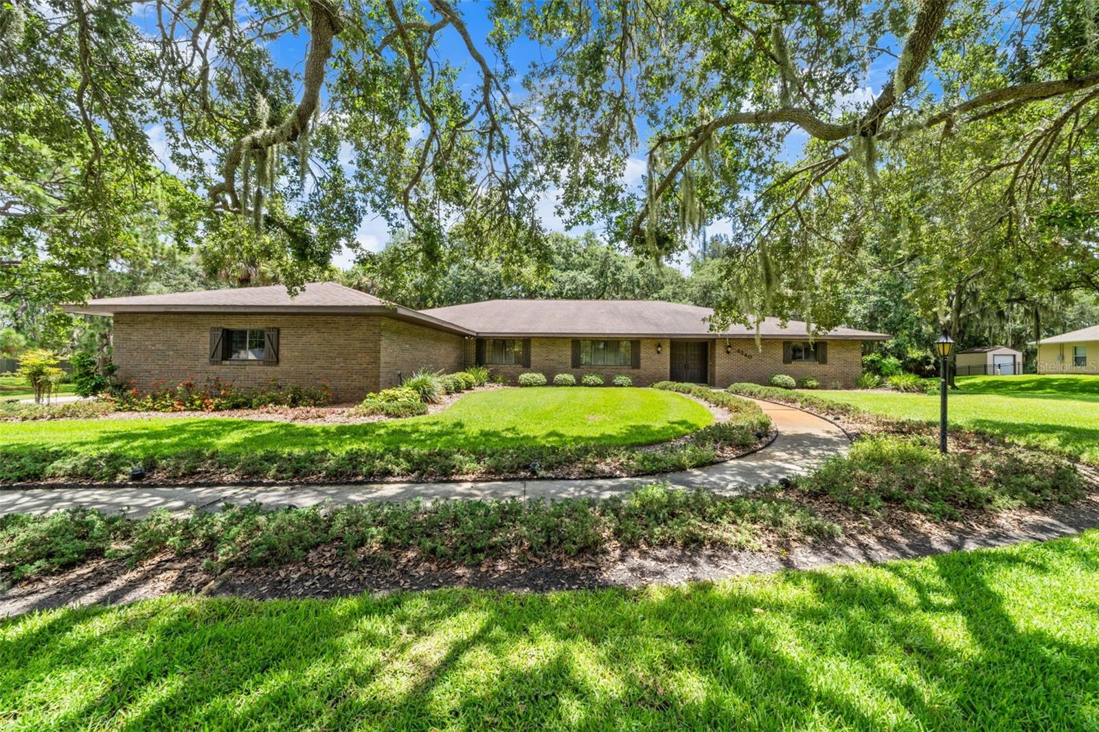 COUNTRY RIVER ESTATES - Residential